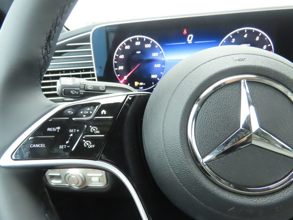 Thumbnail: 2026 Mercedes-Benz GLE - 11