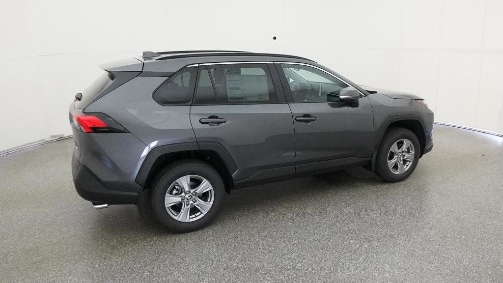Thumbnail: 2025 Toyota RAV4 - 22