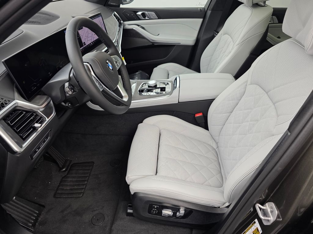 New 2027 Green BMW xDrive40i image 7