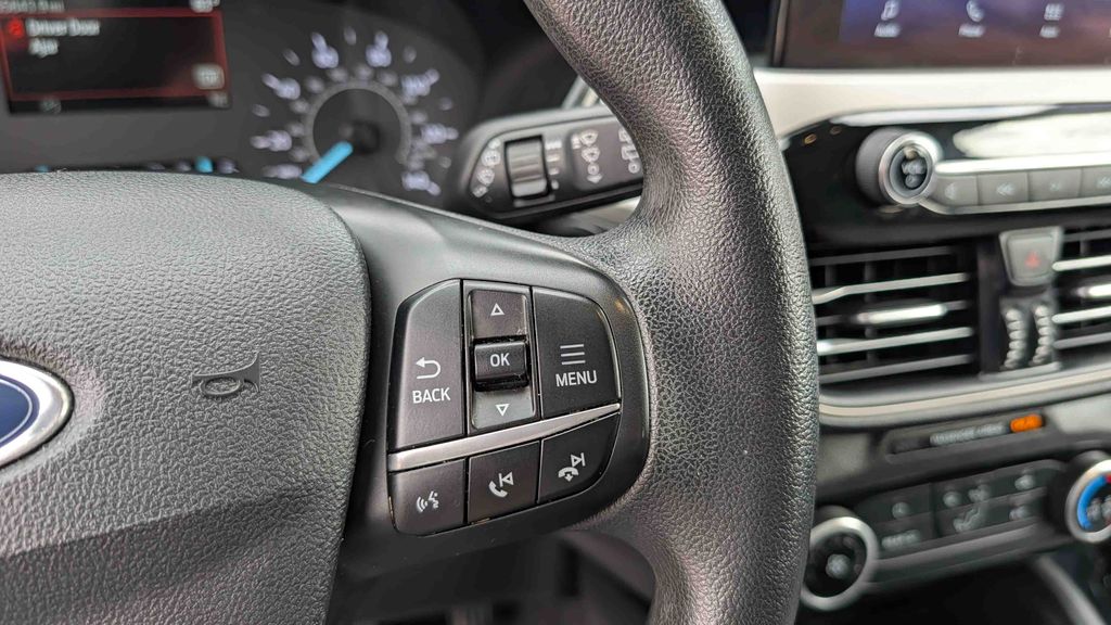 Used 2022 Ford Escape SE 4D Sport Utility