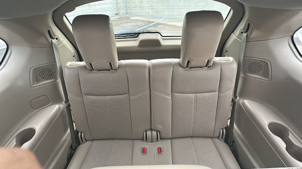 2014 Nissan Pathfinder Platinum White at Toyota of Kenner