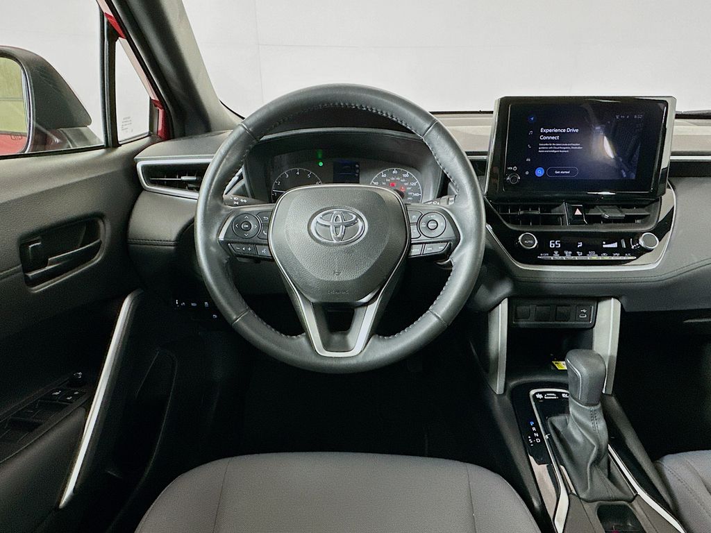2023 Toyota Corolla Cross SE 21