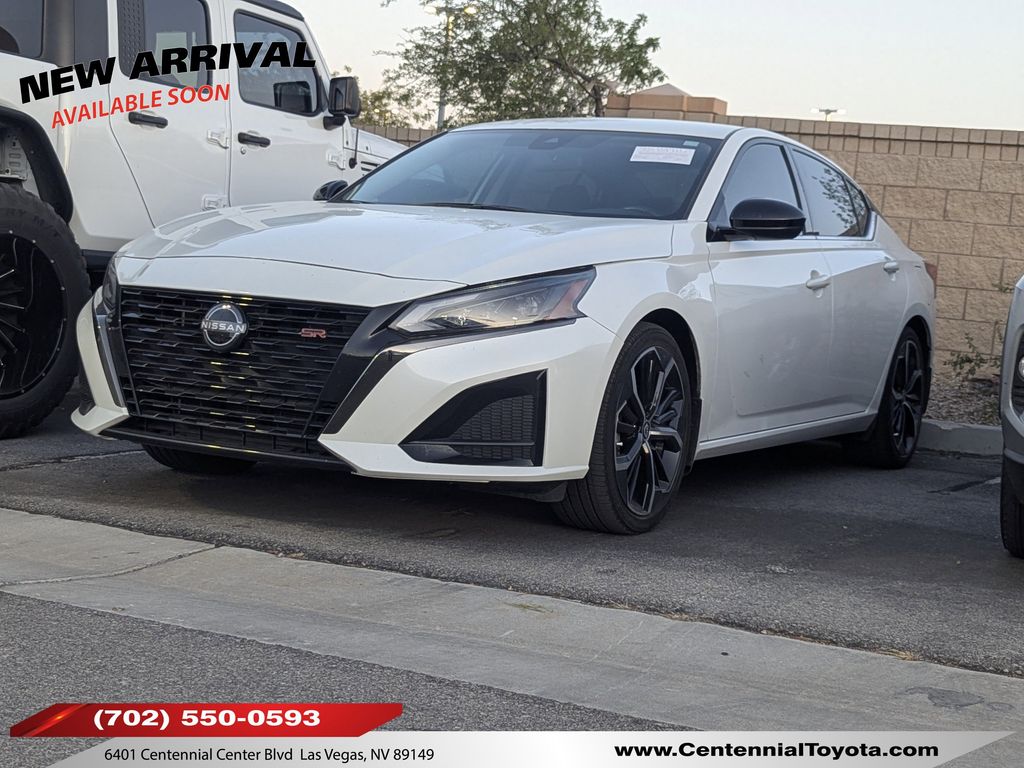 2024 Nissan Altima 2.5 SR's photo