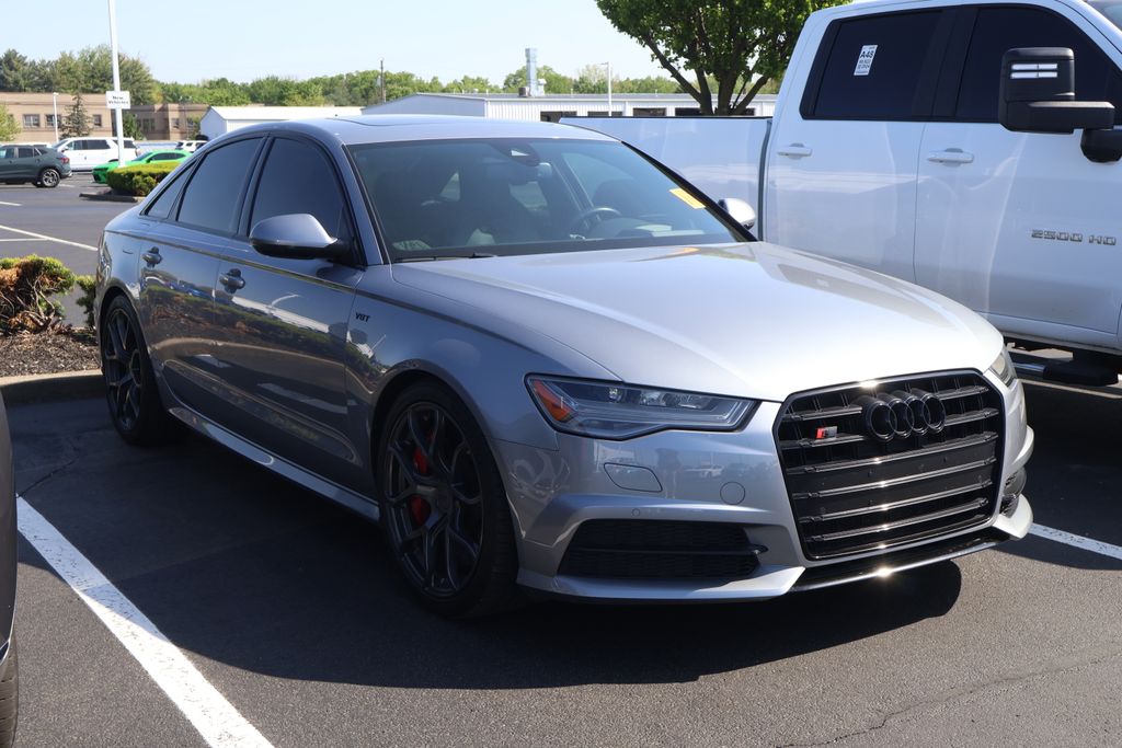 Thumbnail: 2016 Audi S6 - 3