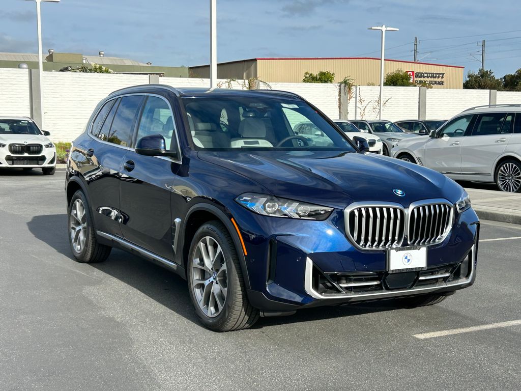 2025 BMW X5 xDrive50e 7