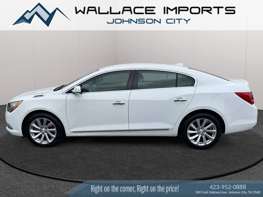 Summit White 2016 Buick LaCrosse Sedan Front-Wheel Drive 6-Speed Automatic Overdrive