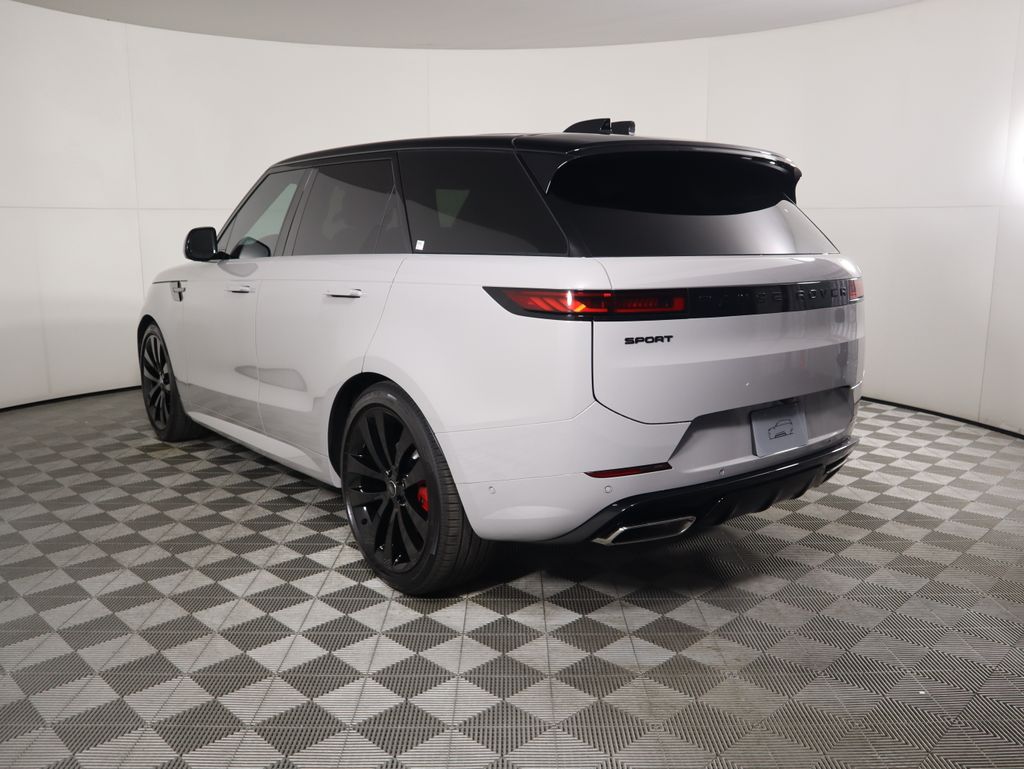 Thumbnail: 2025 Land Rover Range Rover Sport - 7