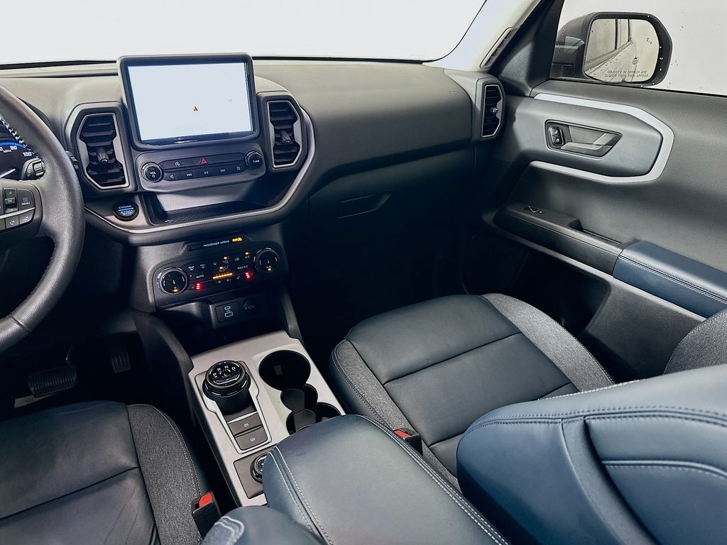 Thumbnail: 2022 Ford Bronco Sport - 24