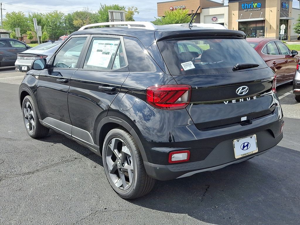 Thumbnail: 2025 Hyundai Venue - 3