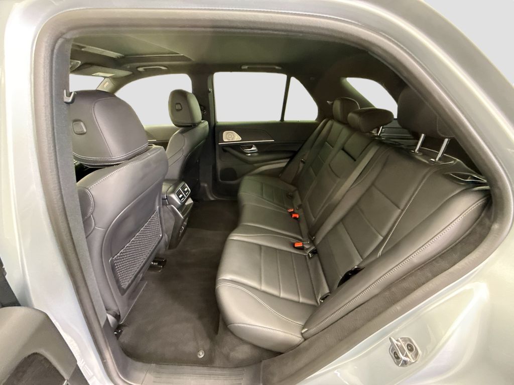 Thumbnail: 2025 Mercedes-Benz GLE - 20