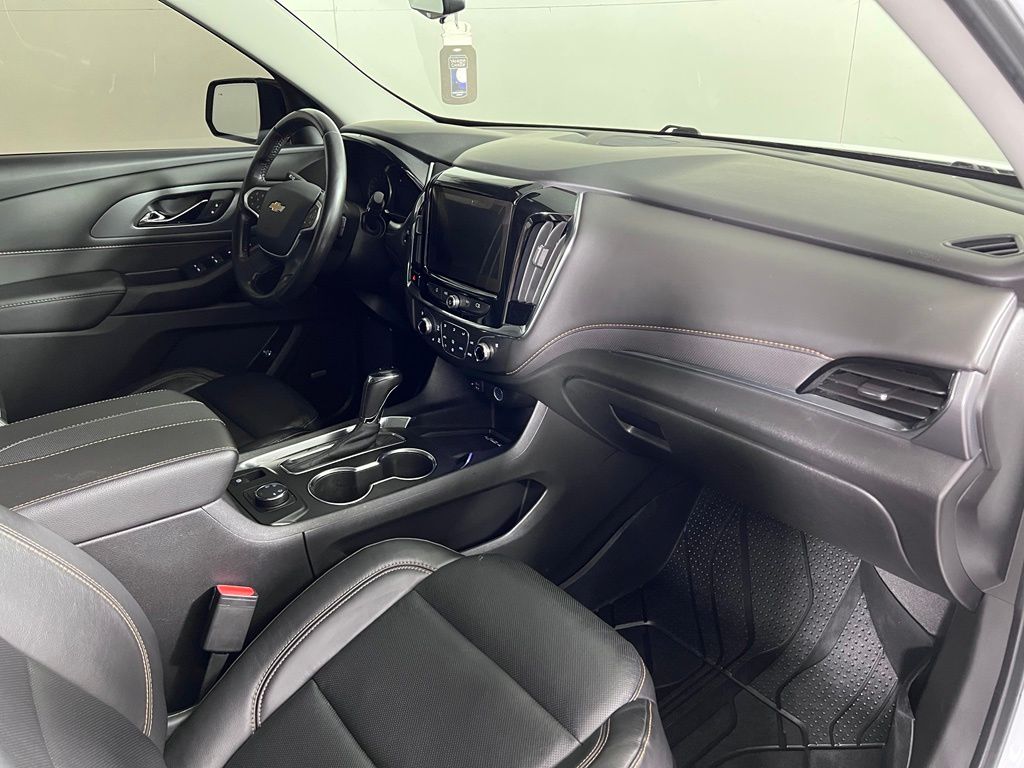 Used 2020 White Chevrolet Premier image 18