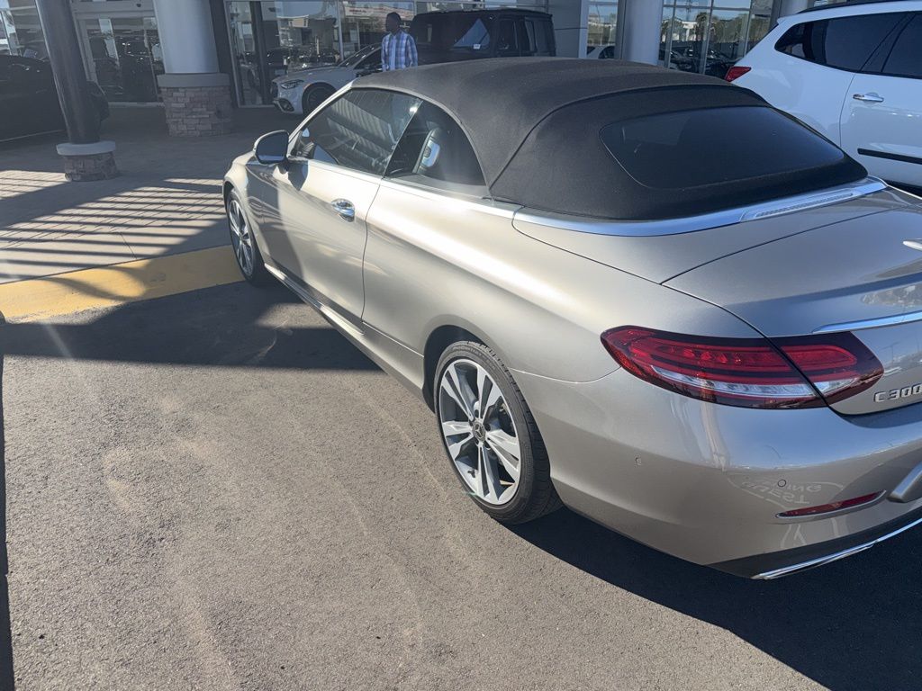 Thumbnail: 2019 Mercedes-Benz C-Class - 11