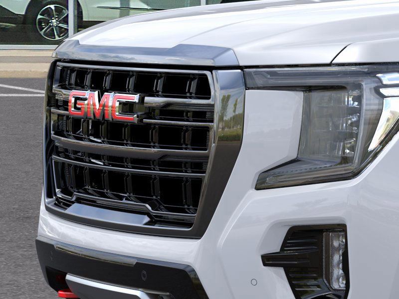 2024 GMC Yukon AT4 13