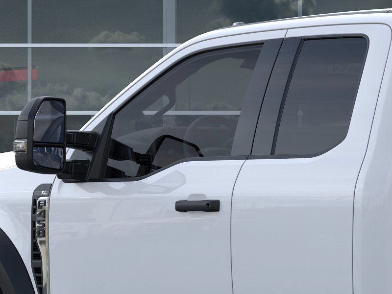 2025 Ford F-450 Chassis XL