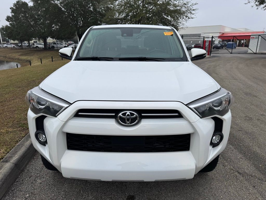 2024 Toyota 4Runner SR5 8