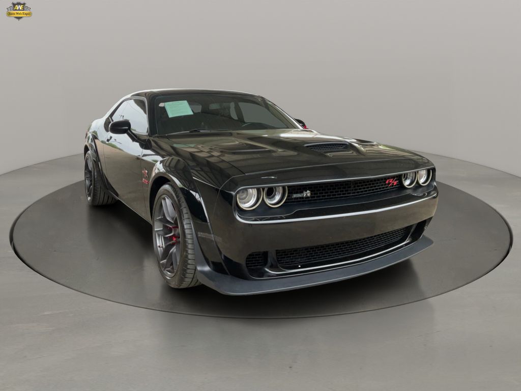 Pitch Black Clearcoat 2019 Dodge Challenger R/T Scat Pack Widebody RWD Coupe Rear-Wheel Drive 8-Speed Automatic