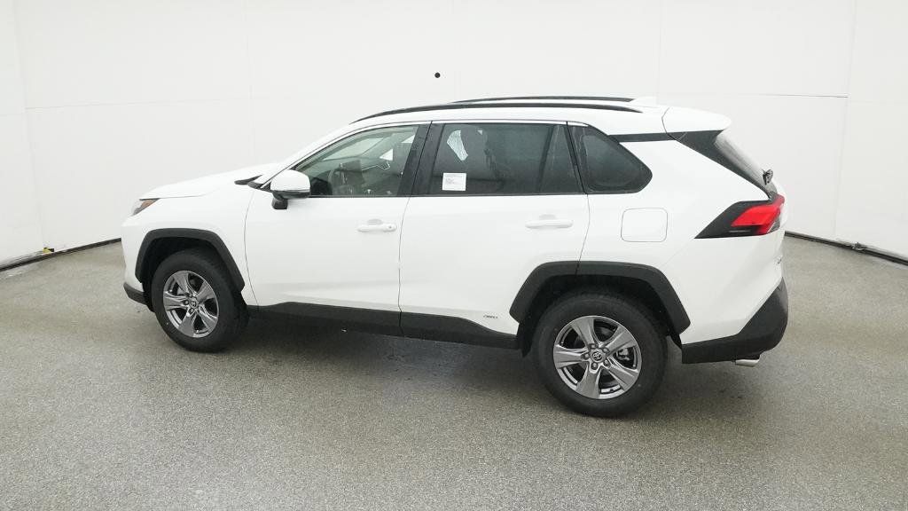 Thumbnail: 2025 Toyota RAV4 - 20