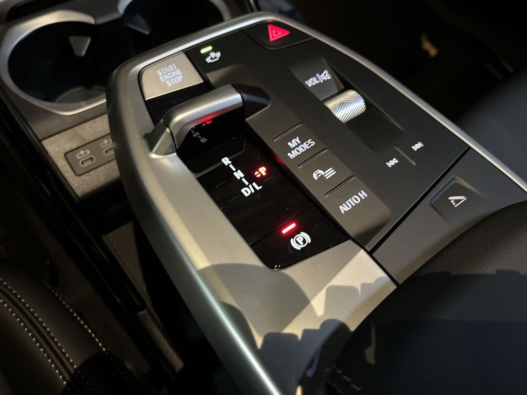 Thumbnail: 2026 BMW X1 - 20