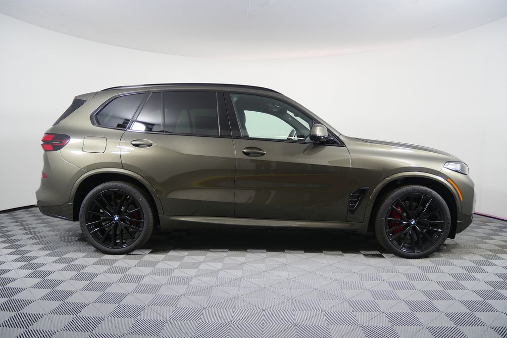 Thumbnail: 2026 BMW X5 - 2
