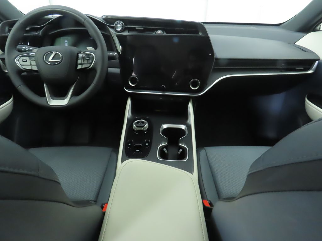 2024 Lexus RZ 300e 13