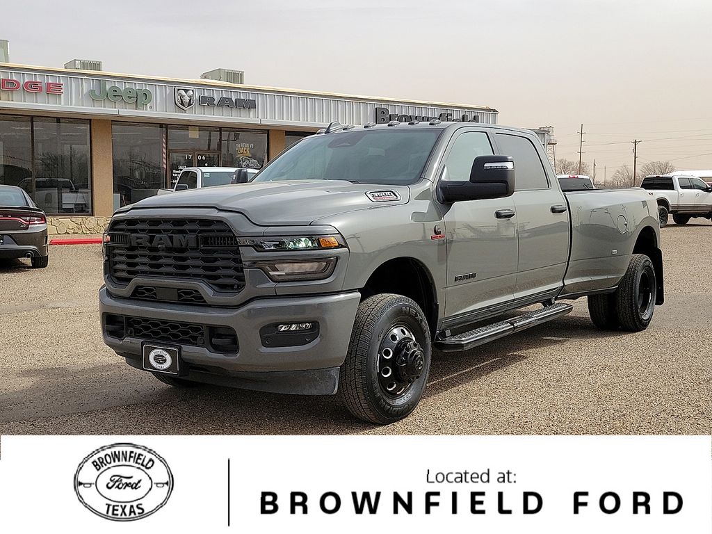 Ceramic Gray Clearcoat 2026 RAM 3500 Pickup Truck Four-Wheel Drive 8-Speed Automatic