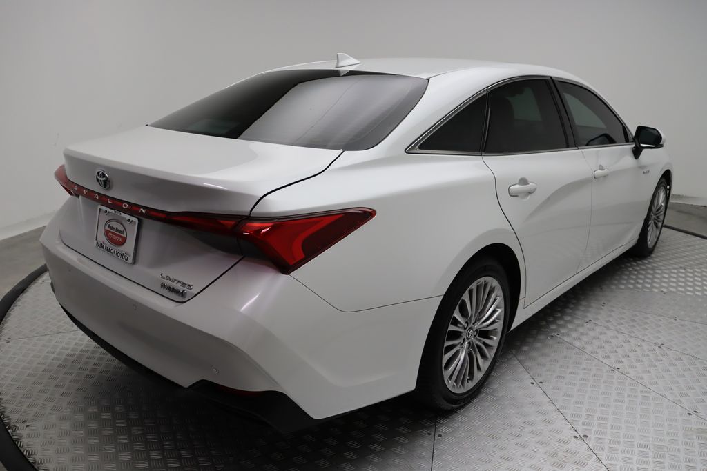 2020 Toyota Avalon Limited 8