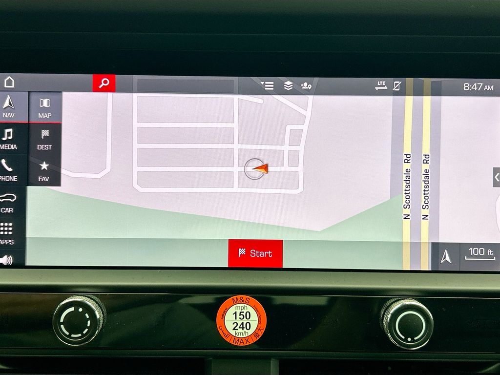 Thumbnail: 2025 Porsche Macan - 17