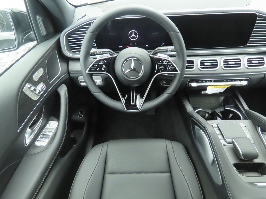 Thumbnail: 2026 Mercedes-Benz GLE - 11