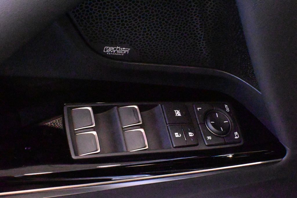 Thumbnail: 2025 Lexus LX - 26