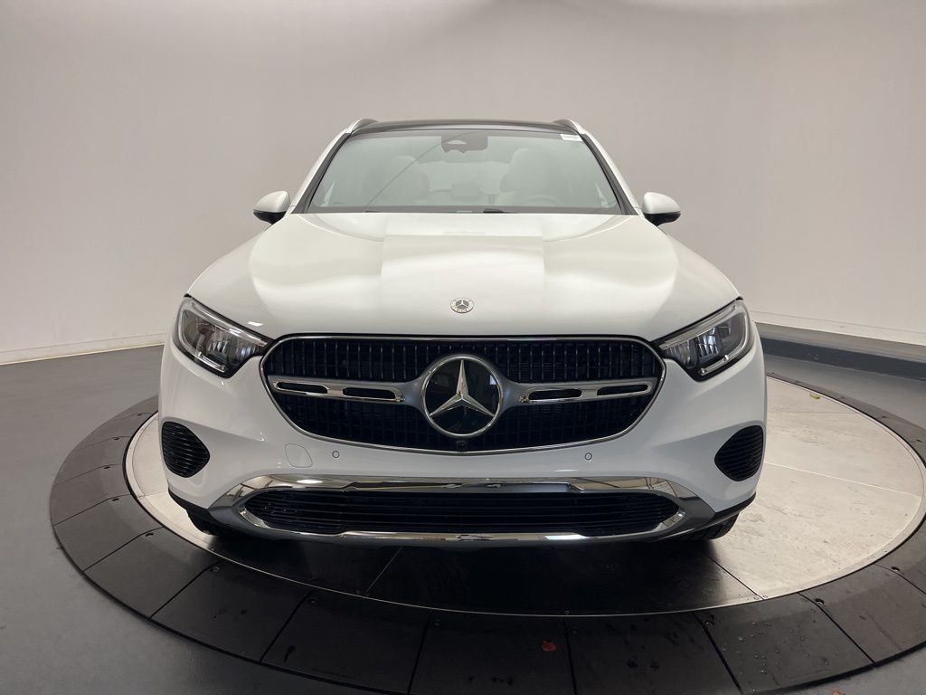 Thumbnail: 2026 Mercedes-Benz GLC - 2