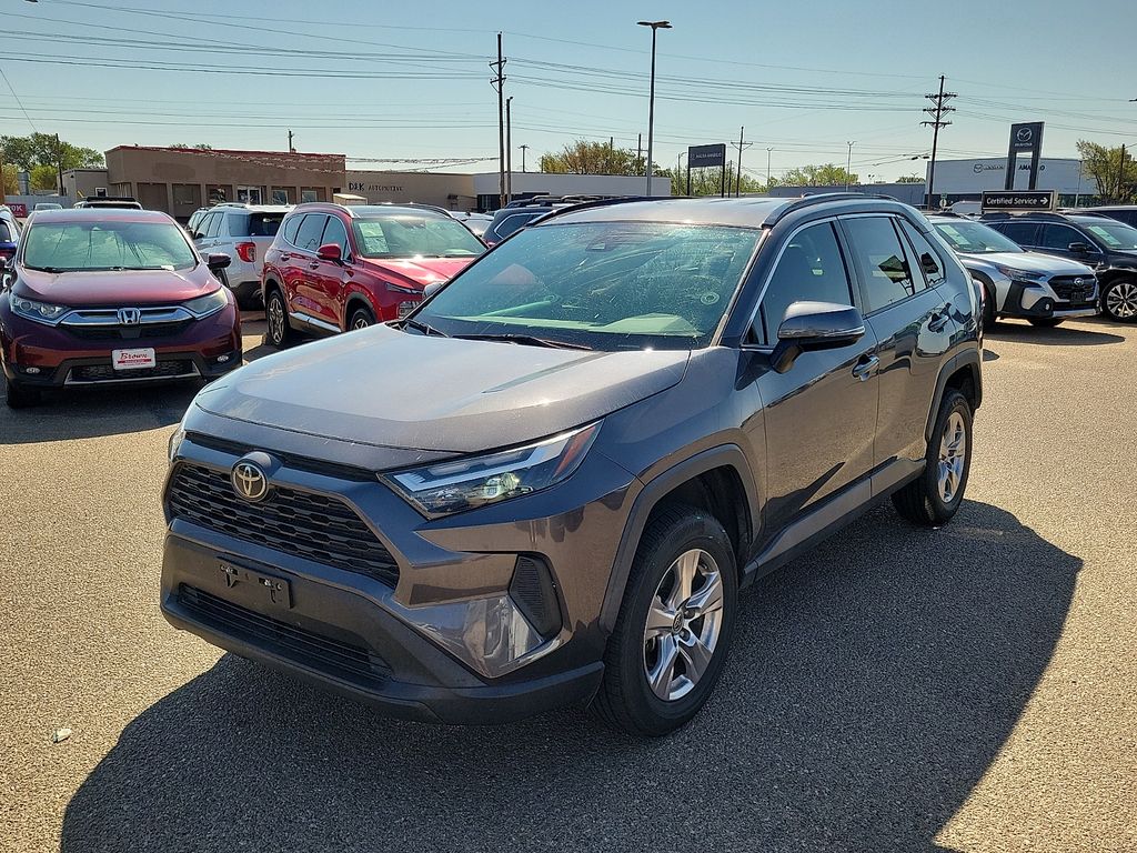 2022 Toyota RAV4 XLE - 3