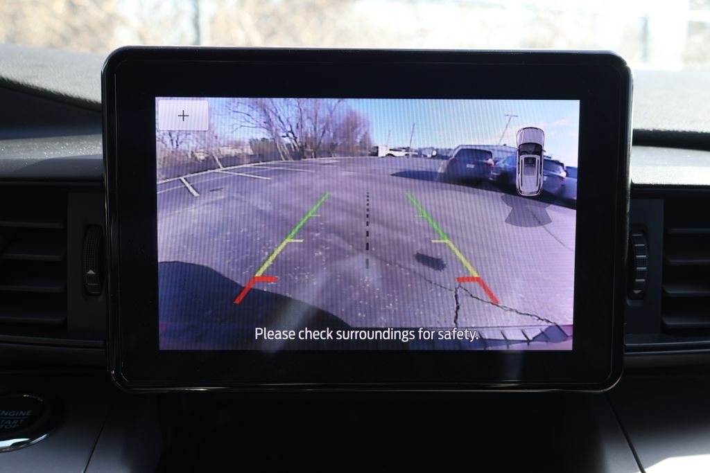 Thumbnail: 2023 Ford Explorer - 16