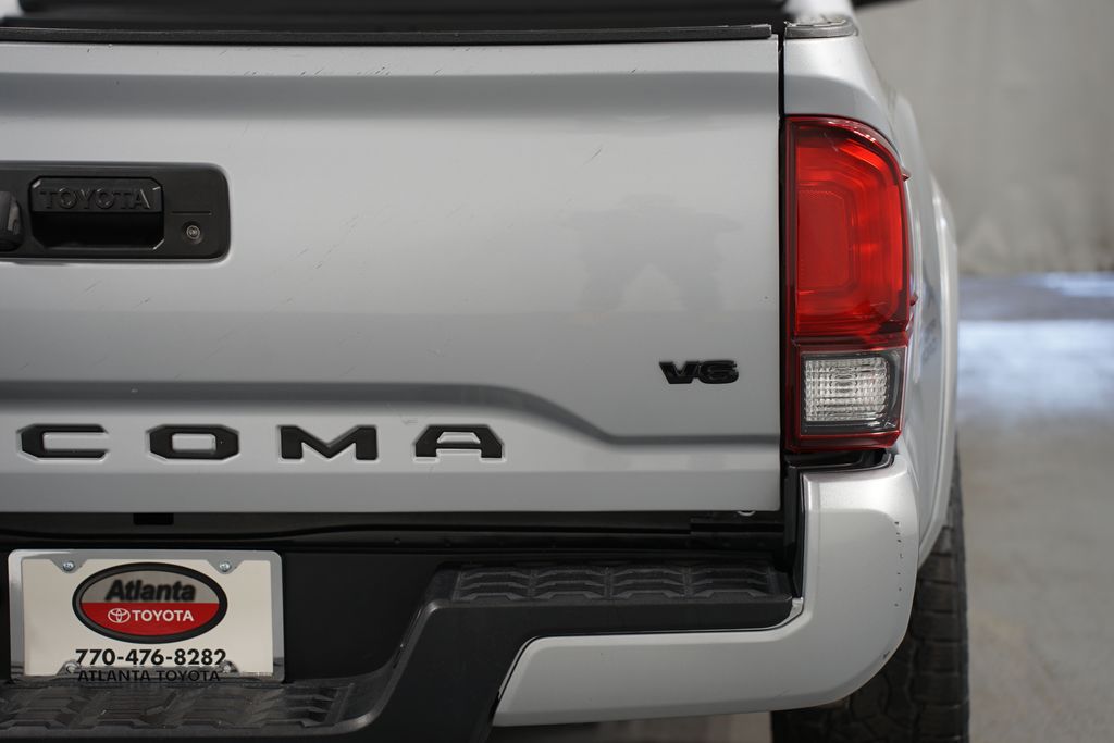 2022 Toyota Tacoma SR5 10