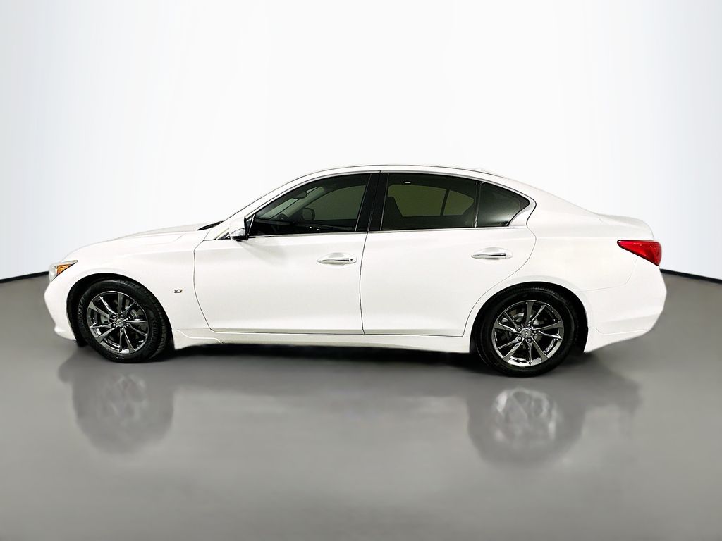 Thumbnail: 2015 INFINITI Q50 - 8