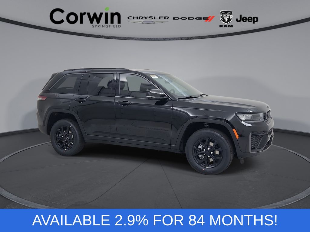 Diamond Black Crystal Pearlcoat 2026 Jeep Grand Cherokee SUV / Crossover Four-Wheel Drive 8-Speed Automatic