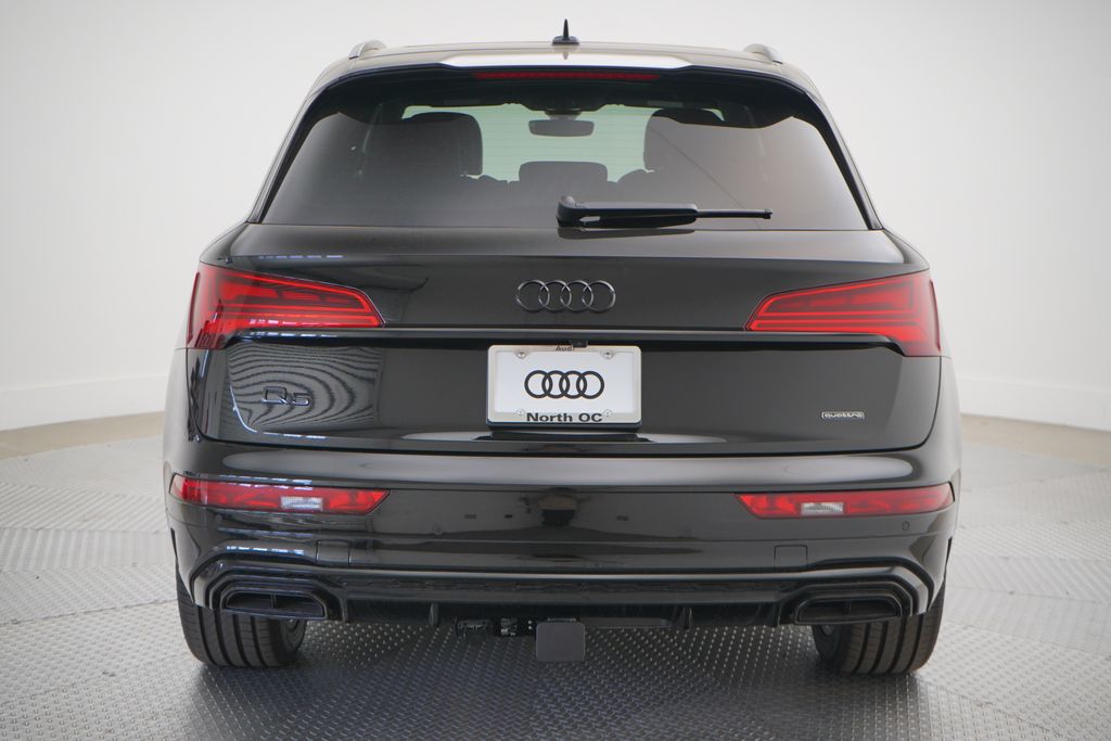 2025 Audi Q5 e  4