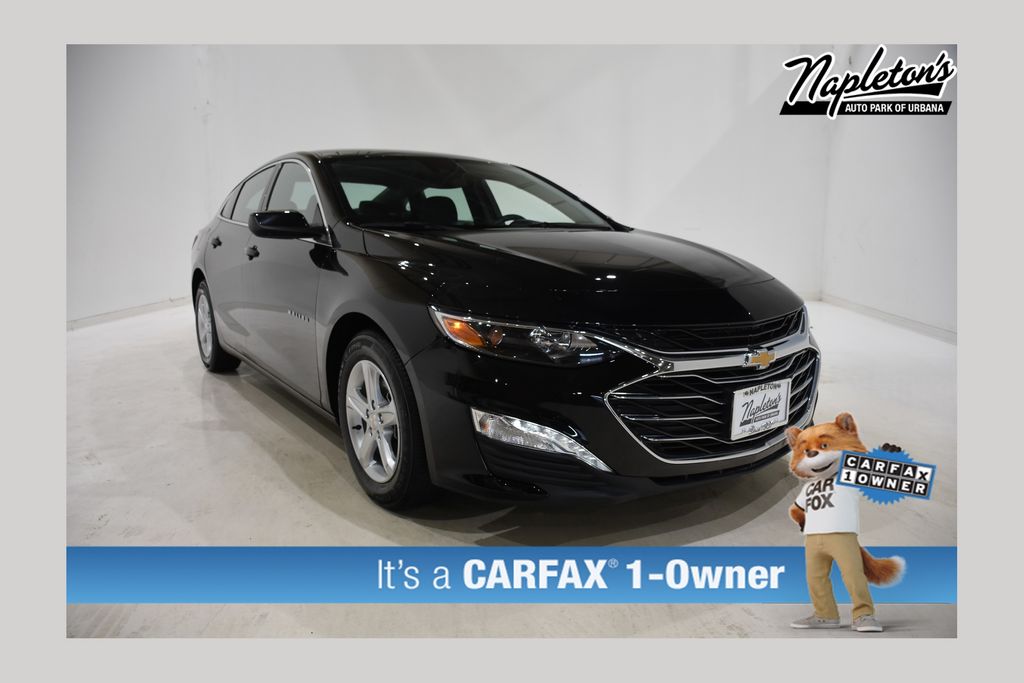 Mosaic Black Metallic 2024 Chevrolet Malibu LT with 1LT FWD Sedan Front-Wheel Drive Continuously Variable Transmission