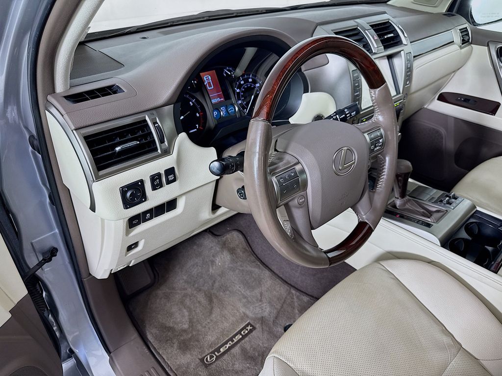 Thumbnail: 2018 Lexus GX - 9