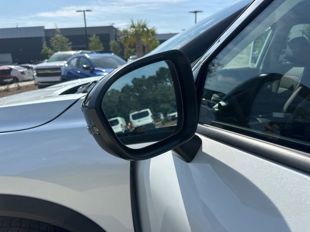2025 Everest White Pearl Nissan Rogue Rock Creek AWD SUV