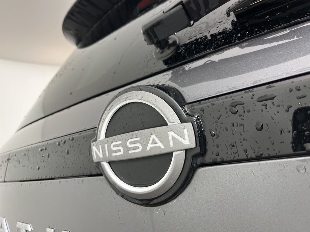 Thumbnail: 2025 Nissan Pathfinder - 13