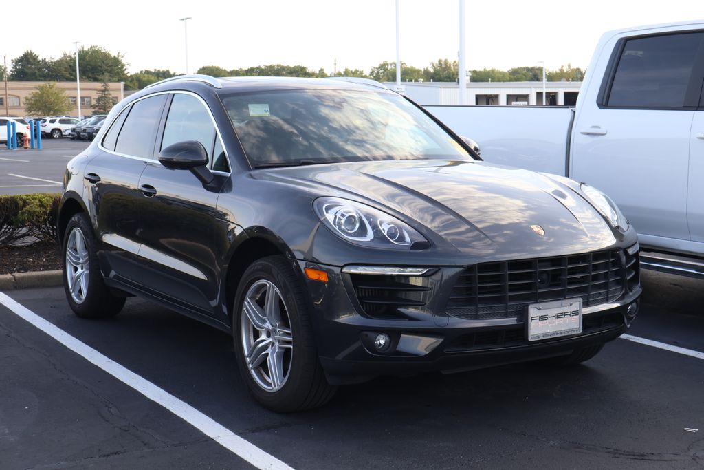 Thumbnail: 2018 Porsche Macan - 3