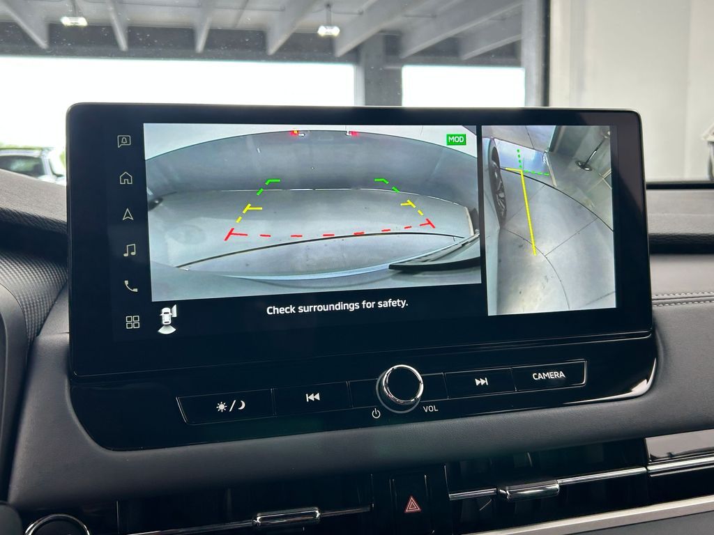 New 2026 Gray Mitsubishi SE image 18