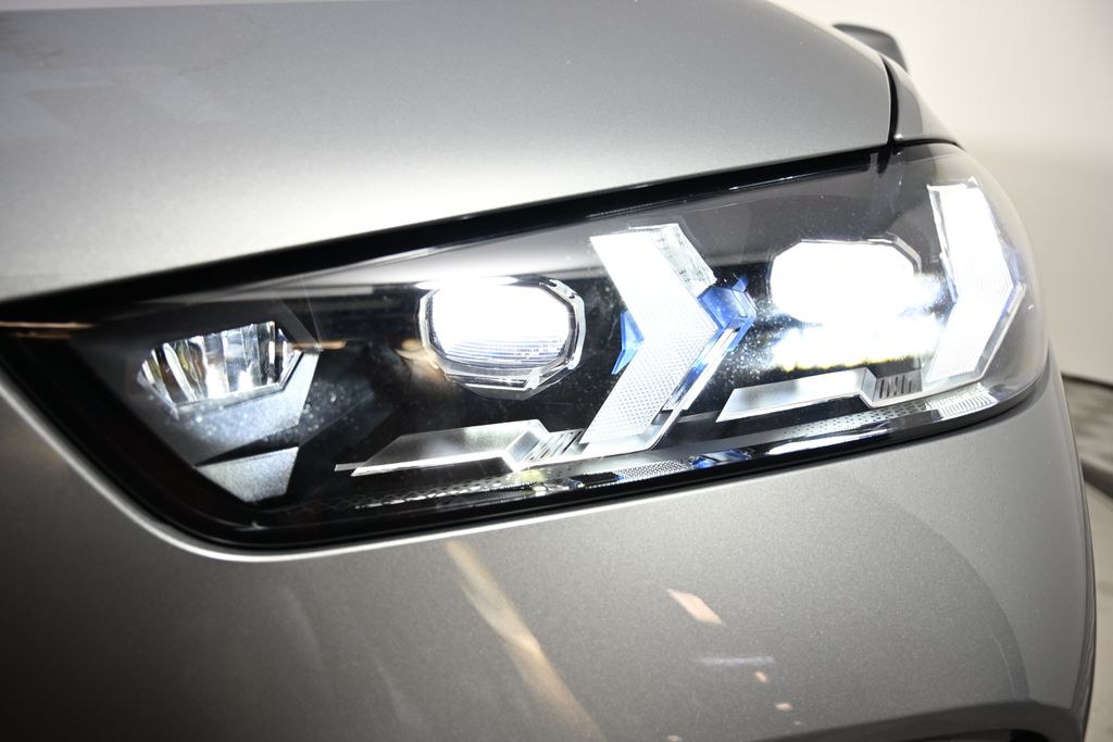 Thumbnail: 2026 BMW X5 - 9