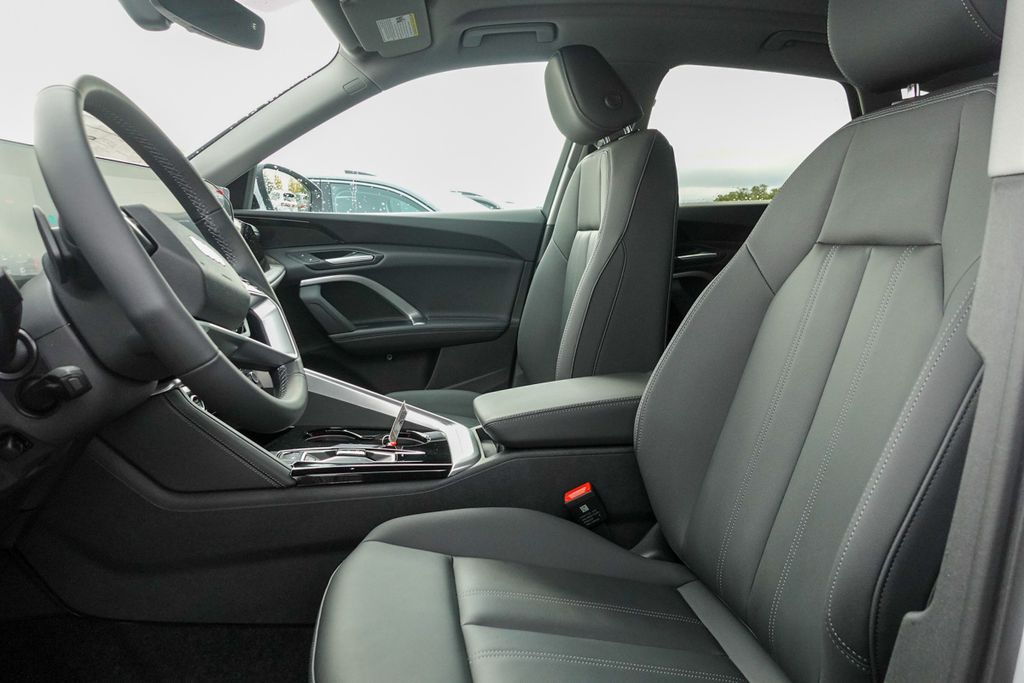 New 2025 White Audi 2.0T Premium image 12