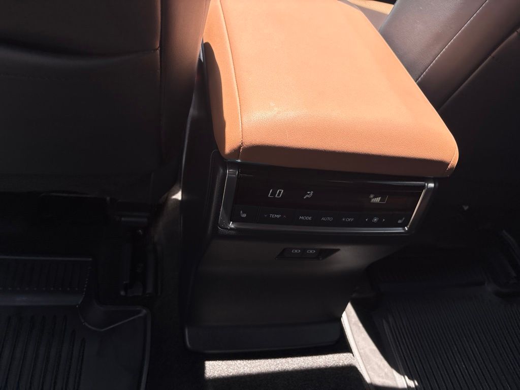 Thumbnail: 2026 Lexus GX - 19