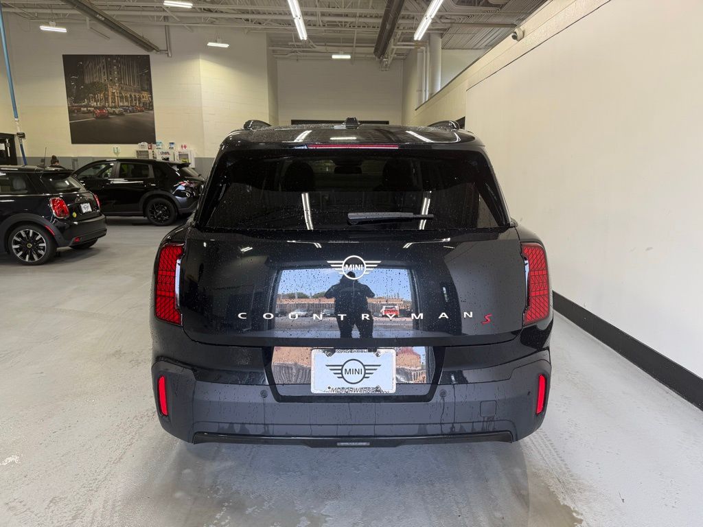 Thumbnail: 2025 MINI Cooper Countryman - 4
