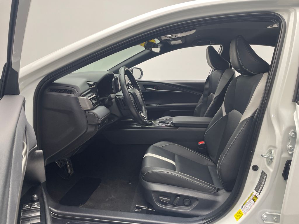 Thumbnail: 2025 Toyota Camry - 12