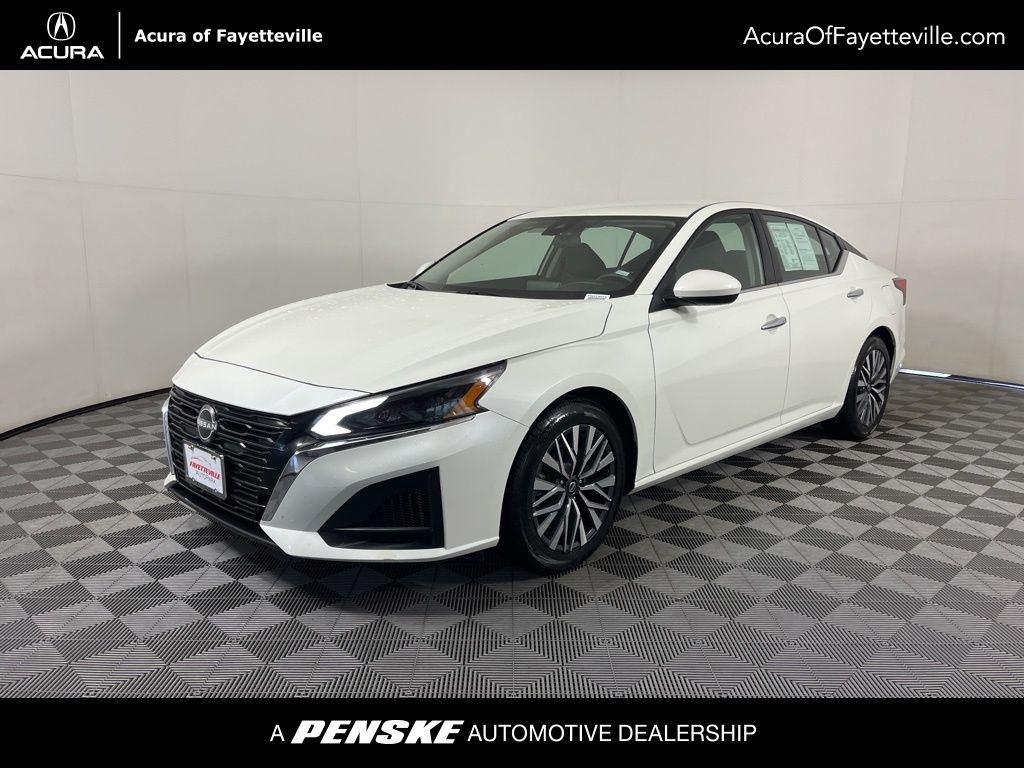 2023 Nissan Altima SV -
                Fayetteville, AR