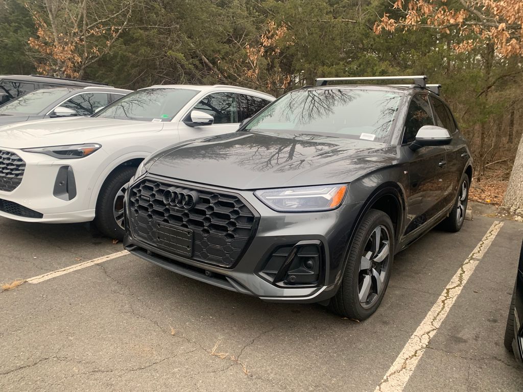 Thumbnail: 2023 Audi Q5 - 3