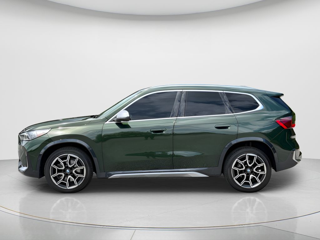 Certified Used 2023 Green BMW xDrive28i image 8